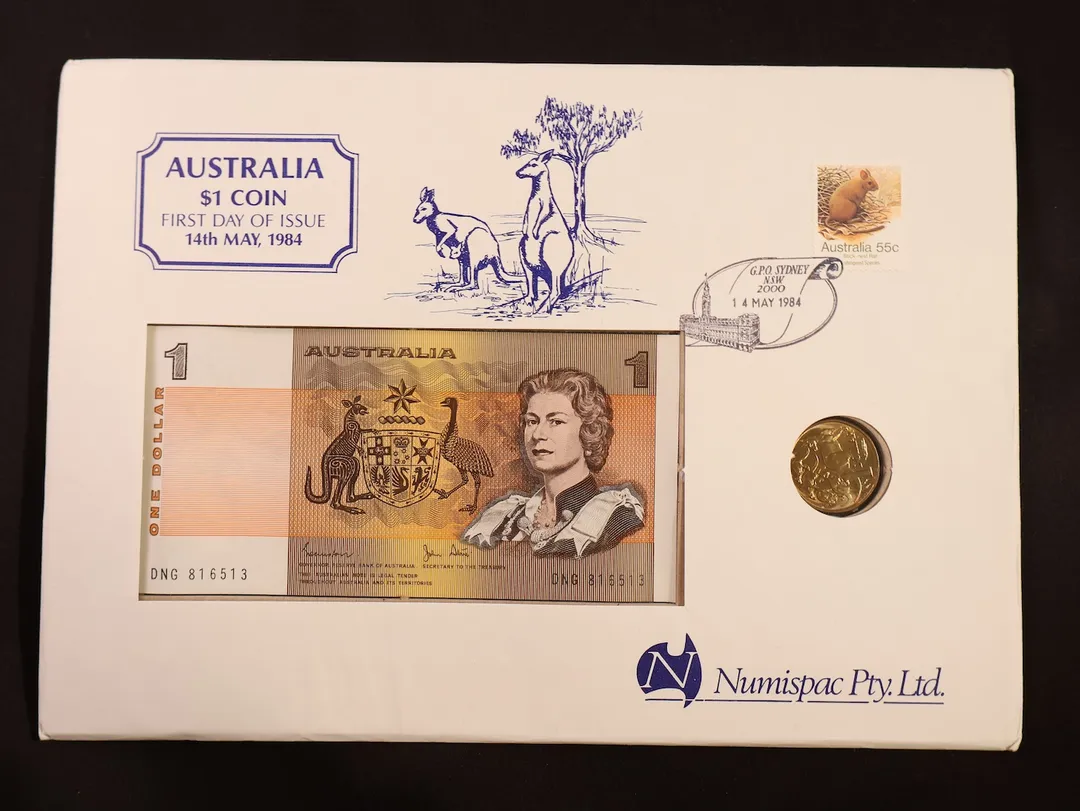 Lot 13 — Numispac Cover First Day of Issue $1 Coin; $1 Note and 55c stamp
